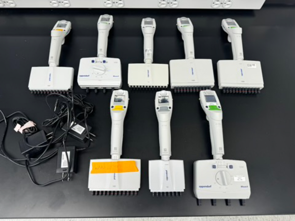 Image of Eppendorf Xplorer Multichannel Pipettes - Quantity 8